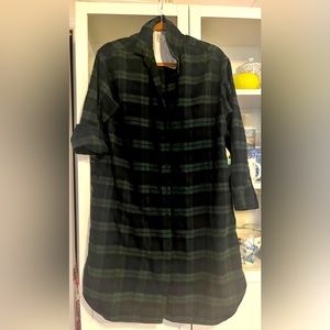 Cozy Plaid Flannel Midi Shirtdress with Pockets
